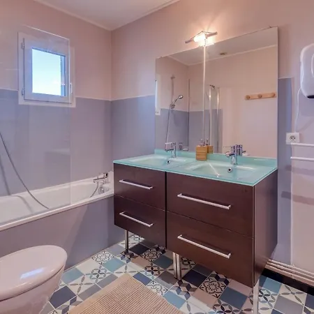 Le Grand Nature Piscine Chauffee Privee Du Tarn Entre Toulouse Et Albi & Les Du Tarn Casa de Férias Peyrole