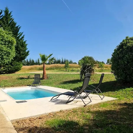 Le Grand Cottage Nature Piscine Chauffee Privee Du Tarn Entre Toulouse Et Albi & Les Cottages Du Tarn Holiday home