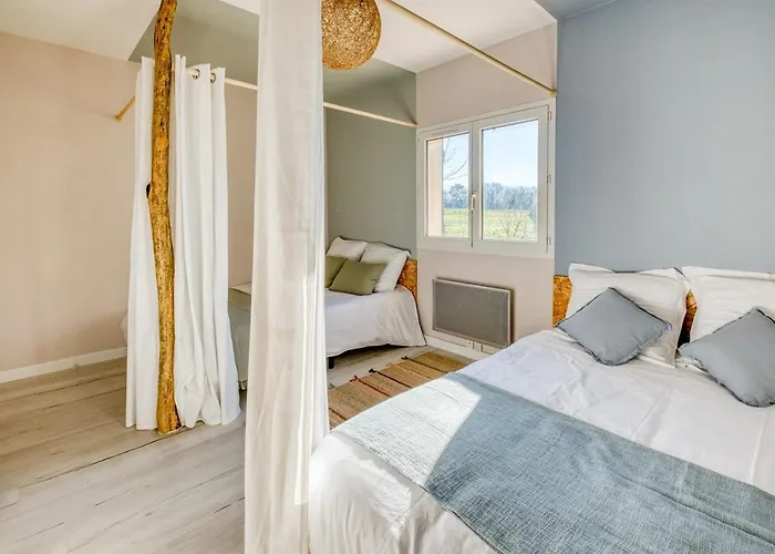 Le Grand Nature Piscine Chauffee Privee Du Tarn Entre Toulouse Et Albi & Les Du Tarn 度假居 Peyrole