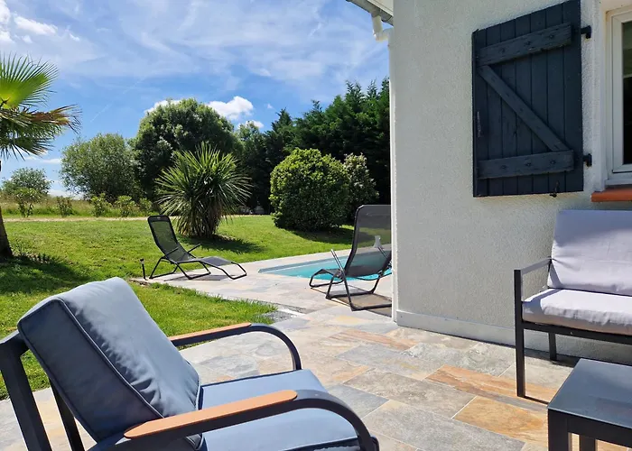 Дом отдыха Le Grand Nature Piscine Chauffee Privee Du Tarn Entre Toulouse Et Albi & Les Du Tarn