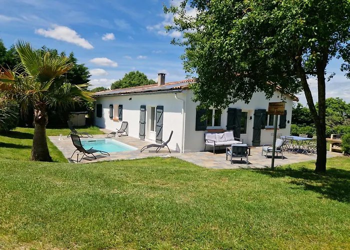 Le Grand Nature Piscine Chauffee Privee Du Tarn Entre Toulouse Et Albi & Les Du Tarn *